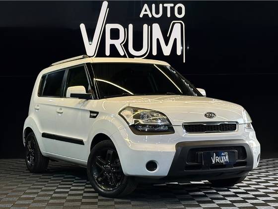 KIA SOUL 1.6 EX 16V FLEX 4P MANUAL KIA SOUL 1.6 EX 16V FLEX 4P MANUAL